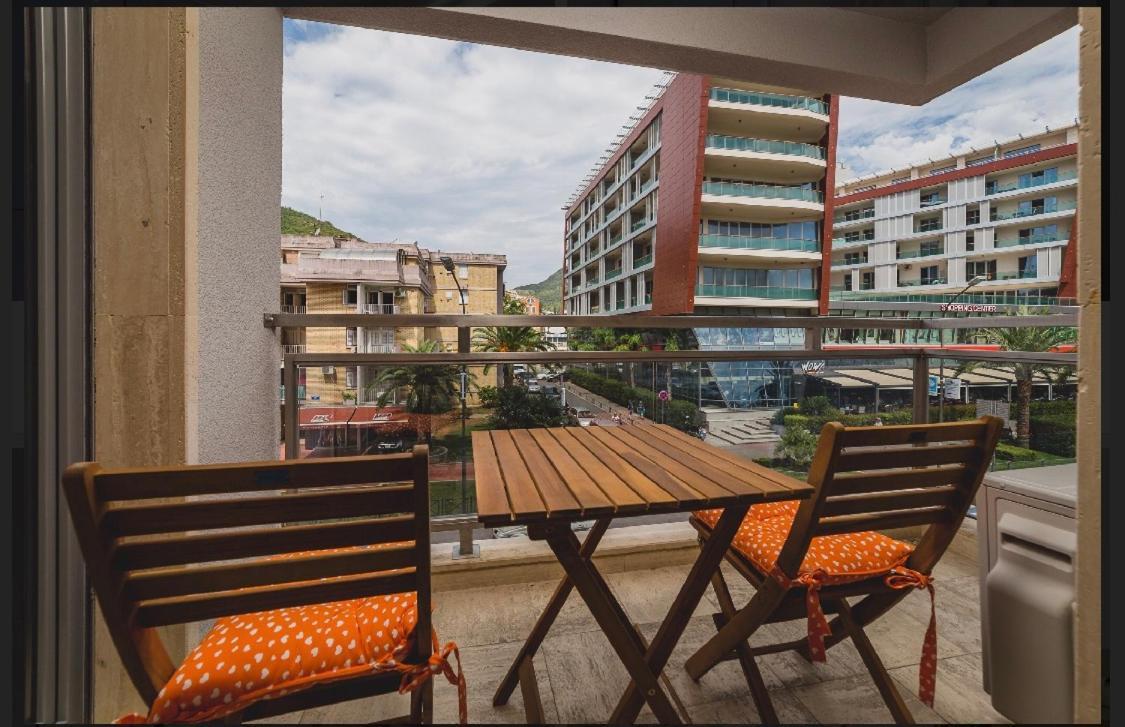 Il Gatto Apartment Budva Luaran gambar