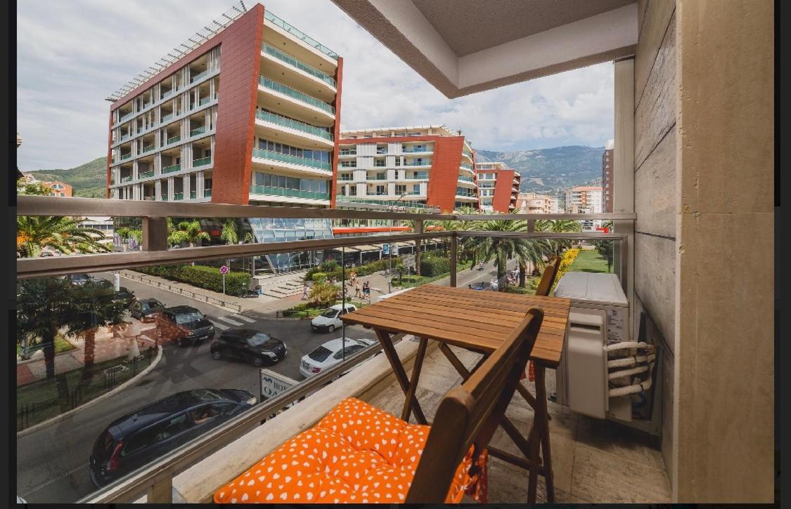Il Gatto Apartment Budva Luaran gambar